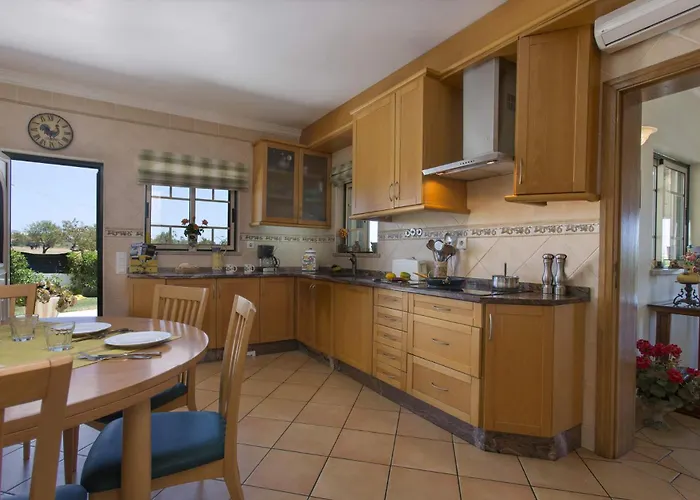 Anthony By Terras Novas